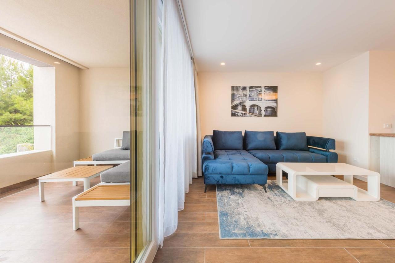 Apartment Olijfboom Dugi Rat Zewnętrze zdjęcie