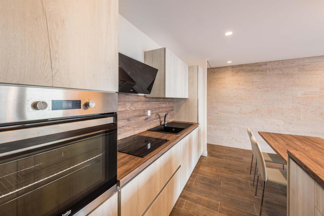 Apartment Olijfboom Dugi Rat Zewnętrze zdjęcie