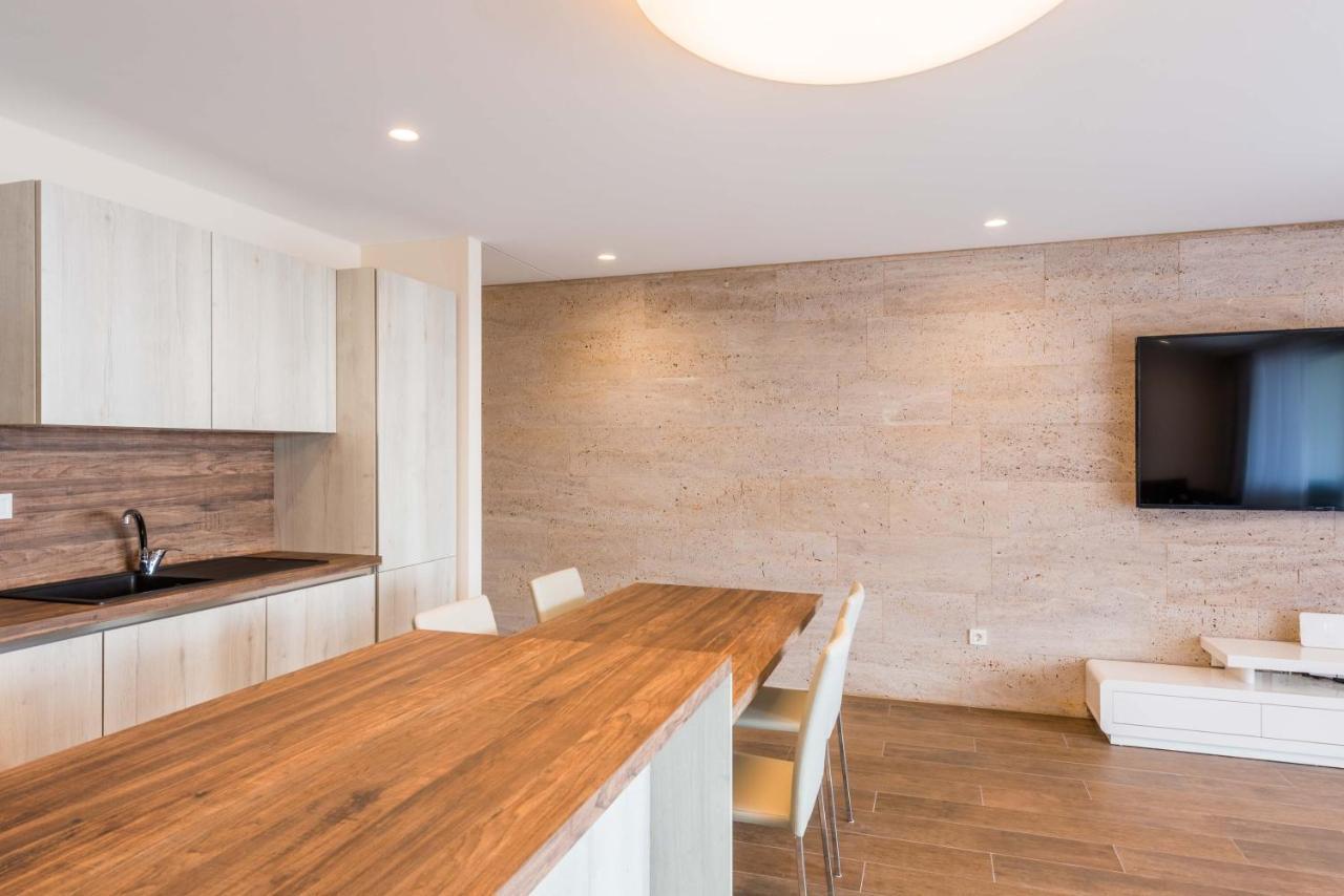Apartment Olijfboom Dugi Rat Zewnętrze zdjęcie
