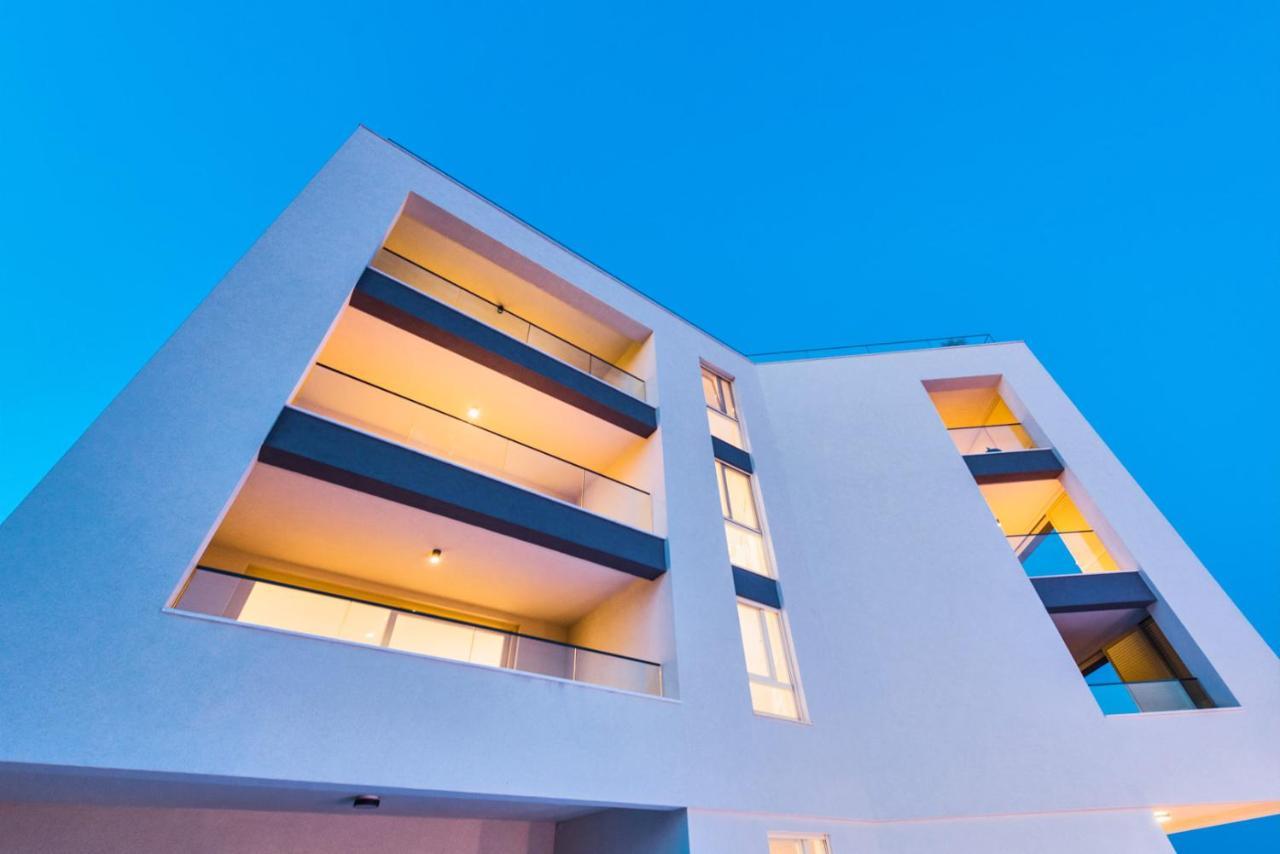 Apartment Olijfboom Dugi Rat Zewnętrze zdjęcie